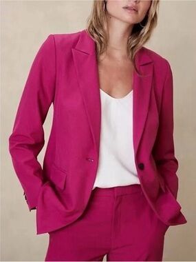 Banana Republic Sculpted Stretch Blazer Sz 2. - Camu Berry